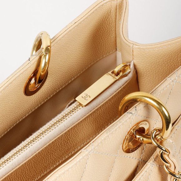 Chanel Beige Caviar GST - Picture 10 of 13